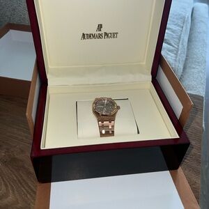 Audemars Piguet Women’s Watch Rose Gold Diamond Bezel